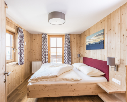 Brechhornhaus Doppelzimmer mit viel Holz